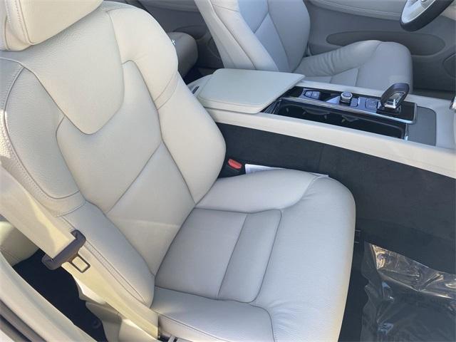 new 2025 Volvo XC60 Plug-In Hybrid car, priced at $67,425