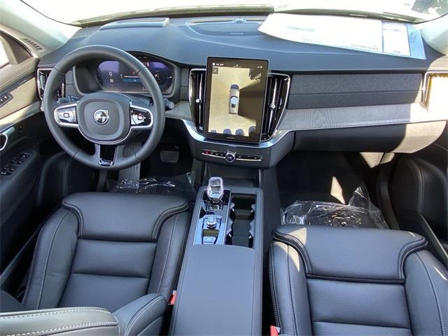 new 2025 Volvo XC90 Plug-In Hybrid car, priced at $82,405