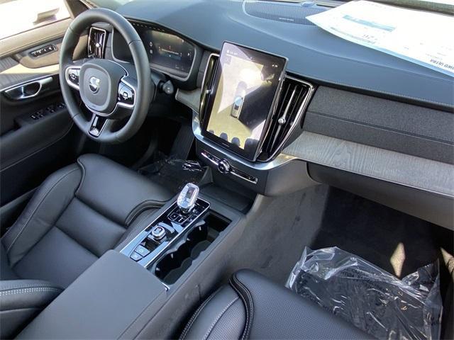 new 2025 Volvo XC90 Plug-In Hybrid car, priced at $82,405