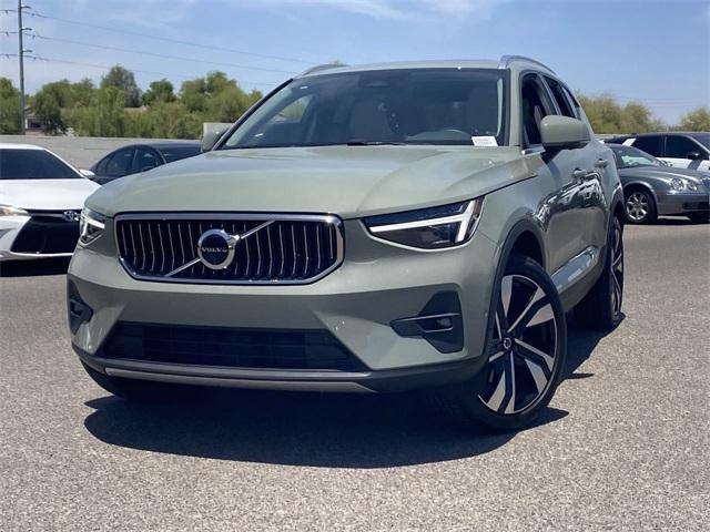 new 2025 Volvo XC40 car, priced at $51,145