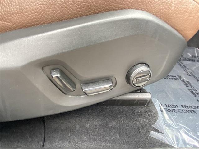 used 2023 Volvo XC60 car, priced at $33,999