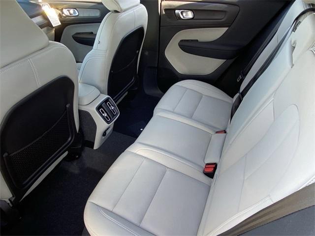 new 2024 Volvo XC40 car, priced at $49,005