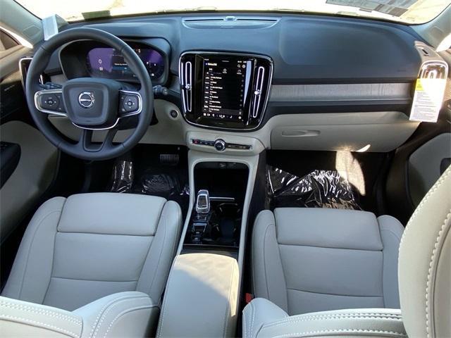 new 2024 Volvo XC40 car, priced at $49,005