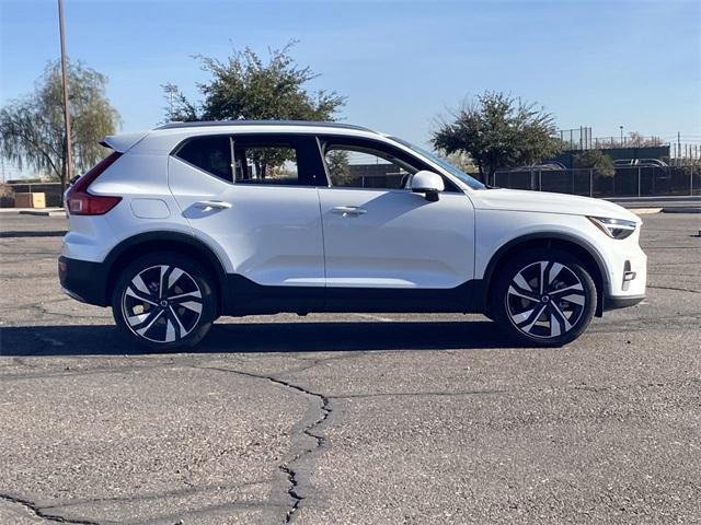 new 2024 Volvo XC40 car, priced at $49,005