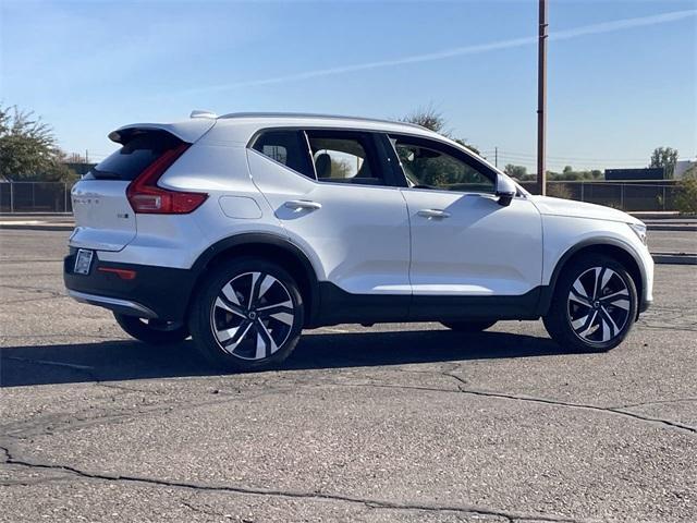 new 2024 Volvo XC40 car, priced at $49,005