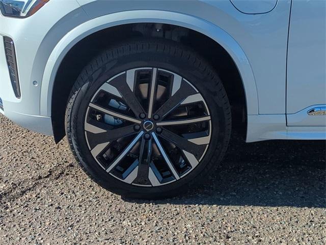 new 2025 Volvo XC90 Plug-In Hybrid car, priced at $78,805