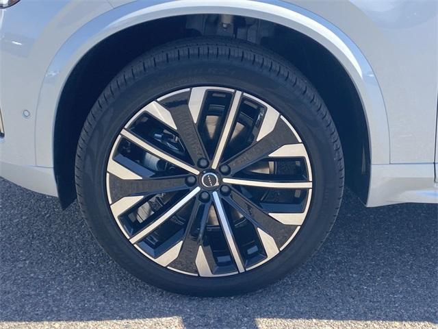 new 2026 Volvo XC90 car, priced at $71,680