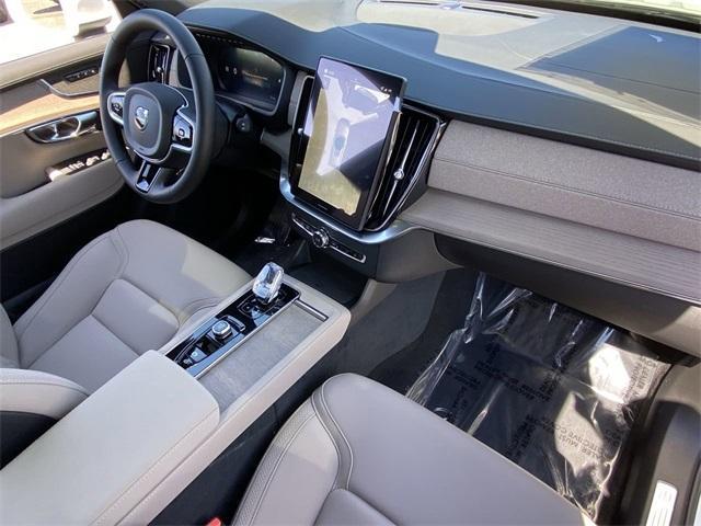 new 2026 Volvo XC90 car, priced at $71,680