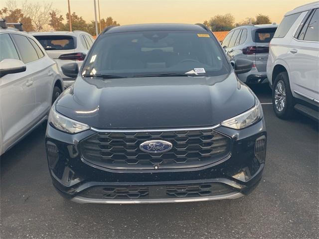 used 2023 Ford Escape car, priced at $19,999