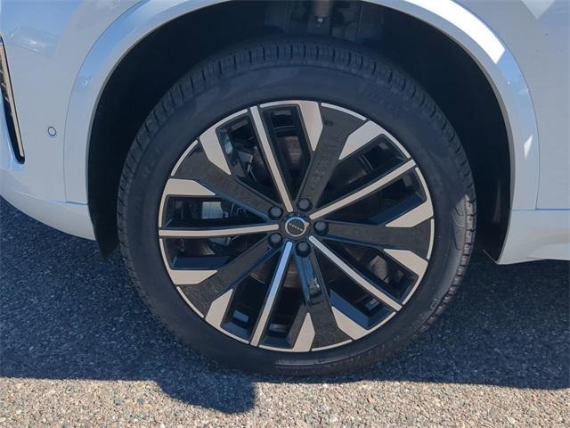 new 2025 Volvo XC90 Plug-In Hybrid car, priced at $82,405