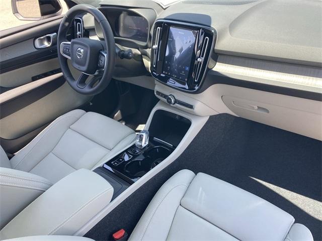 new 2025 Volvo XC40 car, priced at $50,825