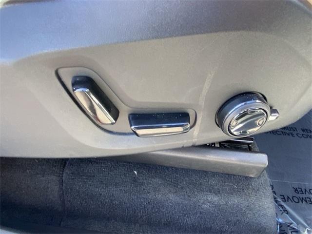 used 2016 Volvo XC90 car, priced at $13,999