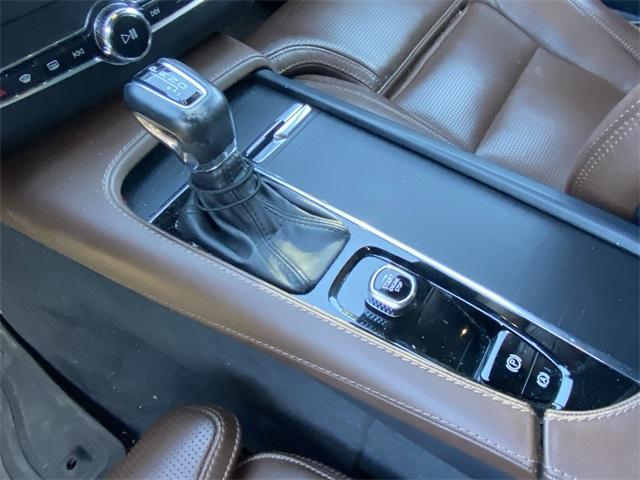 used 2022 Volvo XC90 car, priced at $39,999