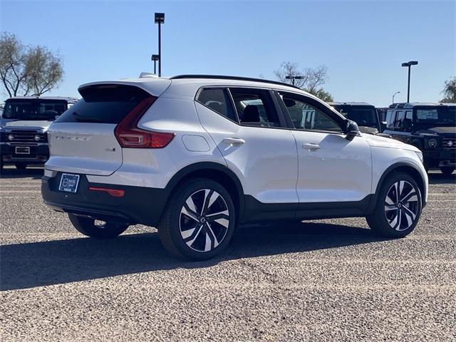 new 2025 Volvo XC40 car, priced at $51,015