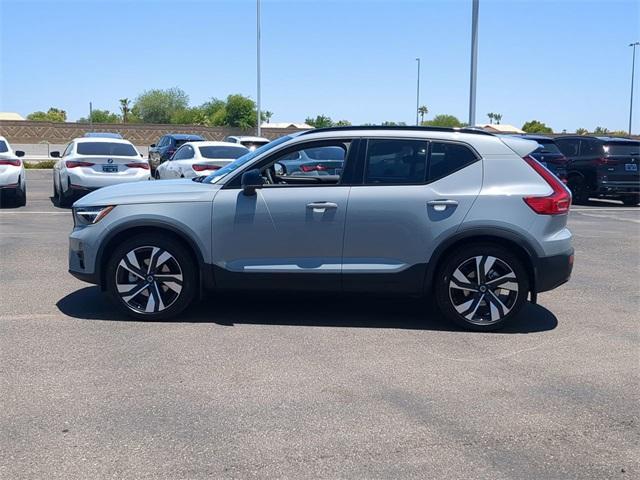 new 2025 Volvo XC40 car, priced at $50,270