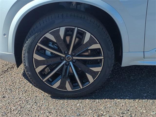 new 2025 Volvo XC90 car, priced at $73,145