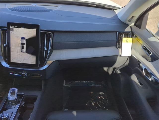 new 2025 Volvo XC90 car, priced at $73,145