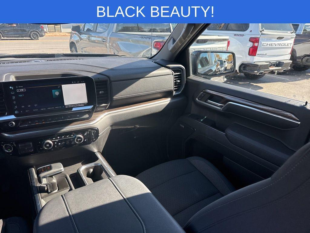 used 2024 Chevrolet Silverado 1500 car, priced at $43,395