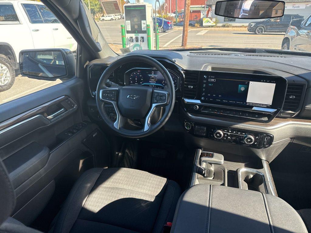 used 2024 Chevrolet Silverado 1500 car, priced at $44,995