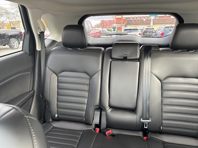 used 2022 Ford Edge car, priced at $27,999