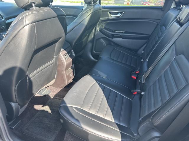 used 2015 Ford Edge car, priced at $12,999