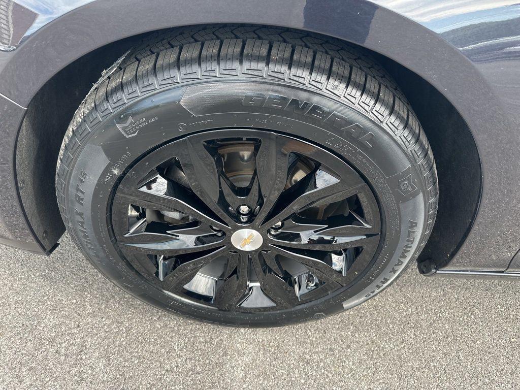 used 2023 Chevrolet Malibu car, priced at $18,499