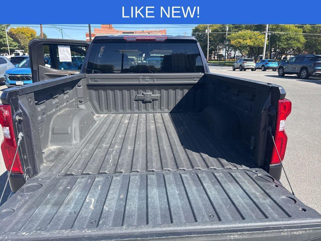 used 2022 Chevrolet Silverado 1500 car, priced at $43,995