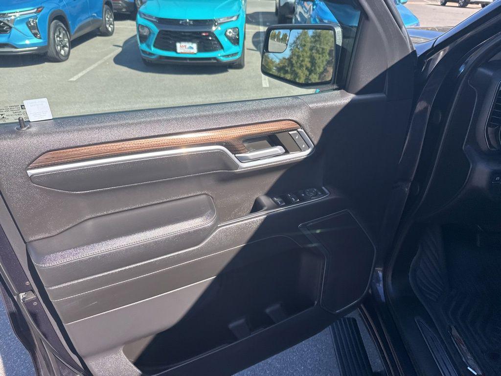 used 2022 Chevrolet Silverado 1500 car, priced at $46,667