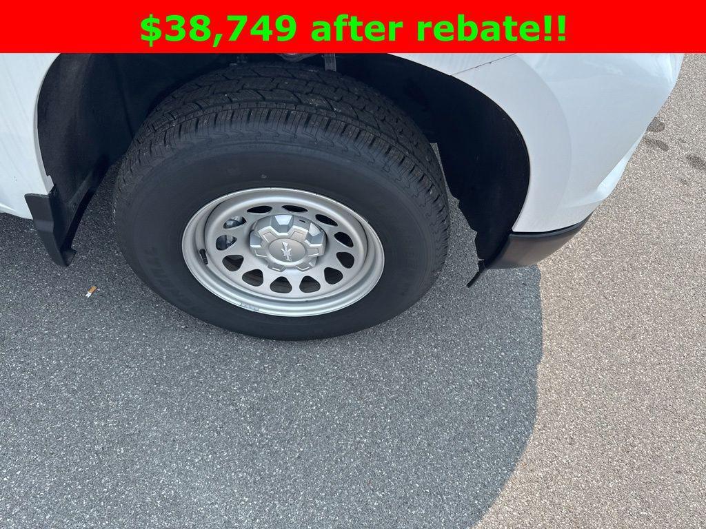 used 2024 Chevrolet Silverado 1500 car, priced at $38,499