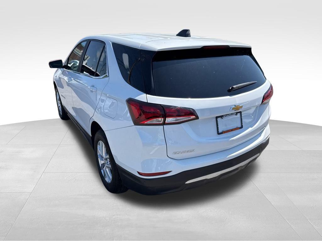 used 2024 Chevrolet Equinox car, priced at $25,820
