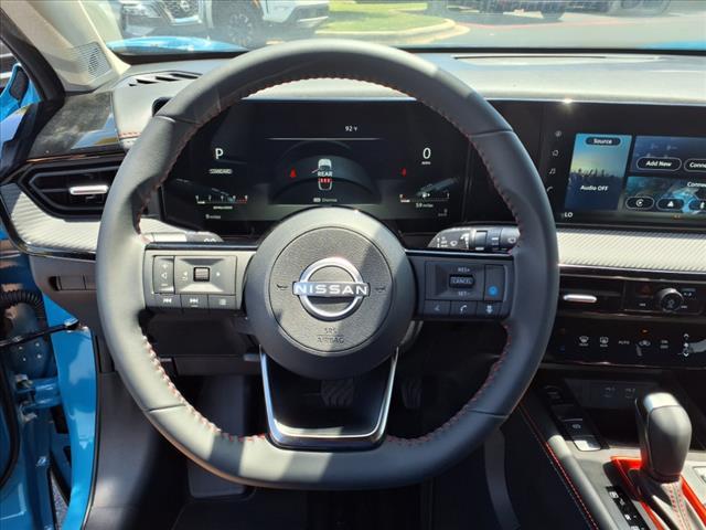 new 2025 Nissan Kicks car, priced at $30,562