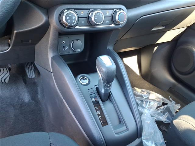 new 2025 Nissan Kicks car, priced at $23,347