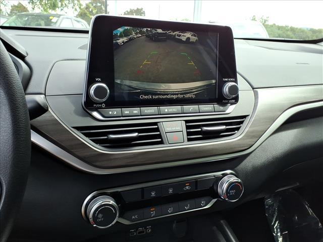 new 2025 Nissan Altima car, priced at $27,964