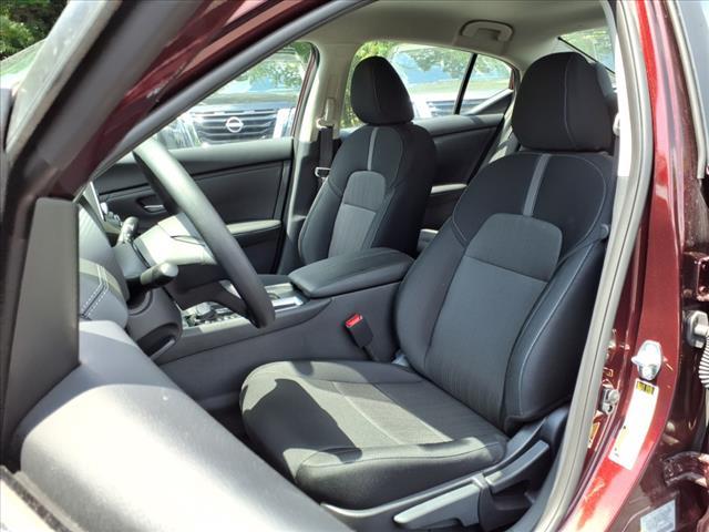 new 2025 Nissan Sentra car, priced at $23,422