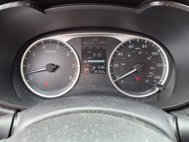 used 2021 Nissan Versa car