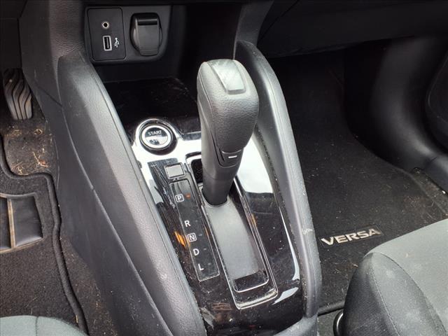 used 2021 Nissan Versa car