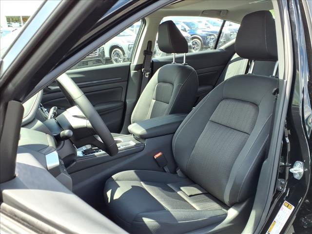 new 2025 Nissan Altima car, priced at $30,215