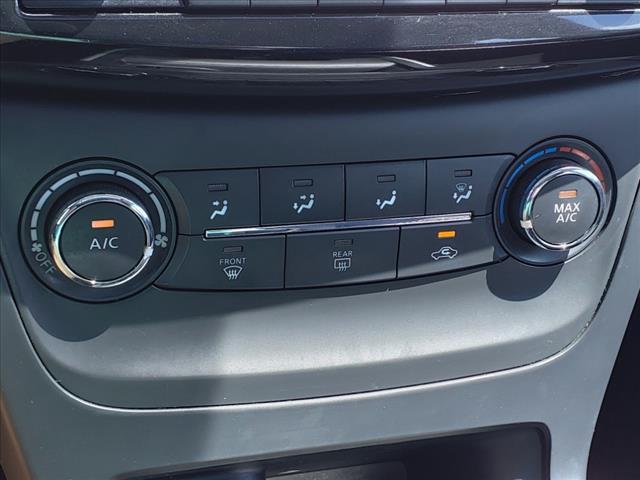 used 2016 Nissan Sentra car, priced at $13,146