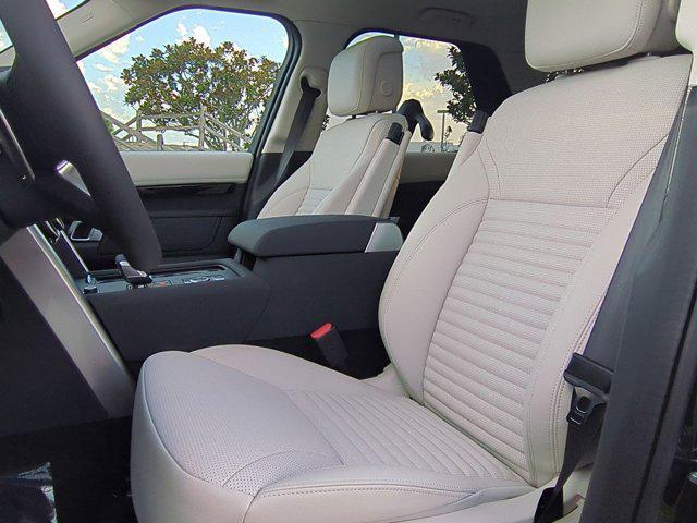 new 2025 Land Rover Discovery car, priced at $69,093