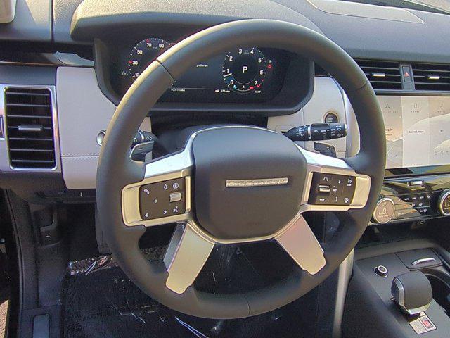 new 2025 Land Rover Discovery car, priced at $69,093