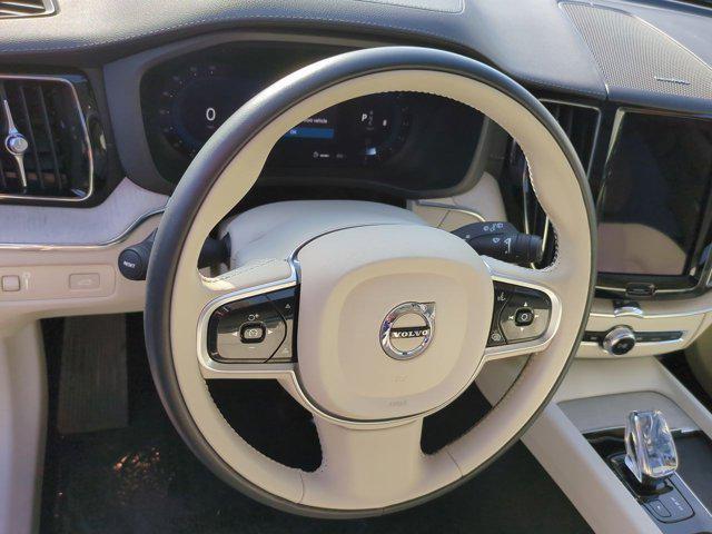 used 2022 Volvo XC60 car, priced at $38,551