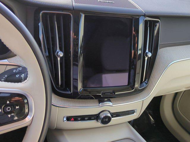 used 2022 Volvo XC60 car, priced at $38,551