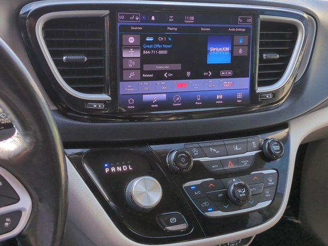 used 2021 Chrysler Pacifica car, priced at $20,851