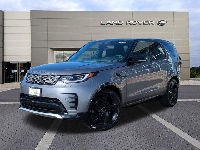 new 2025 Land Rover Discovery car, priced at $86,078