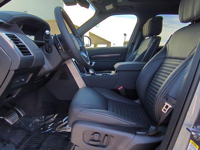 new 2025 Land Rover Discovery car, priced at $86,078