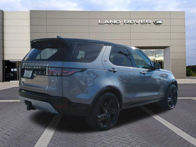 new 2025 Land Rover Discovery car, priced at $86,078
