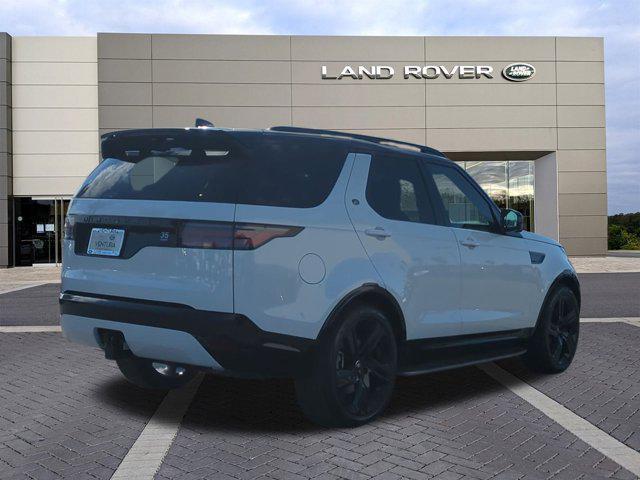 new 2025 Land Rover Discovery car, priced at $80,525
