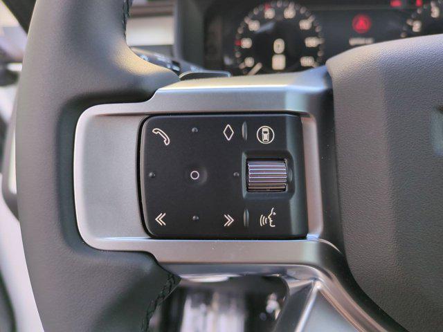 new 2025 Land Rover Discovery car, priced at $80,525