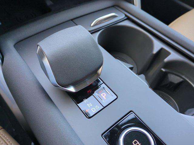 new 2025 Land Rover Discovery car, priced at $80,525