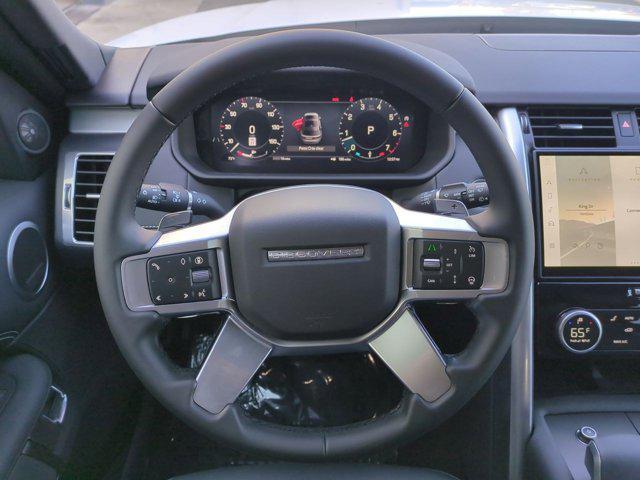new 2025 Land Rover Discovery car, priced at $73,478
